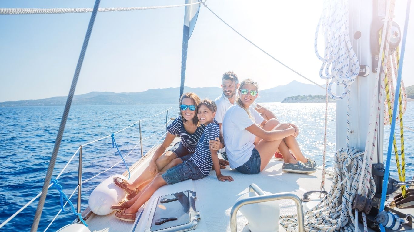 Privat und Gruppen Törn auf dem Segelboot in Kroatien mit einer Familie oder Freunden